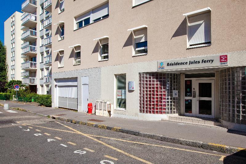 Séjours&Affaires Saint Etienne Jules Ferry Exterior foto